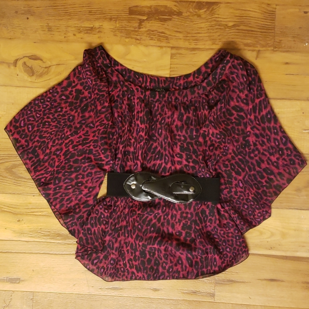 Dressy Shirt with removable belt